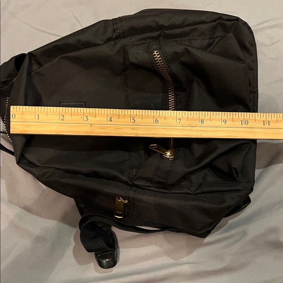 NWOT-Herschel Supply Company Classic Black Backpack - Picture 9 of 10